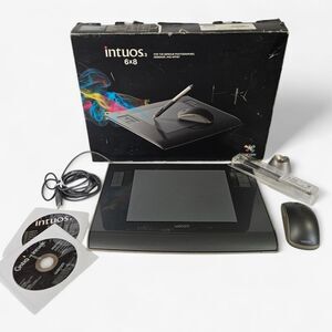 WACOM Intuos 3 PTZ-630 6"x8" USB Pen Mouse Professional Graphics Editing Tablet